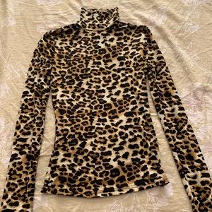 Cheetah long sleeve